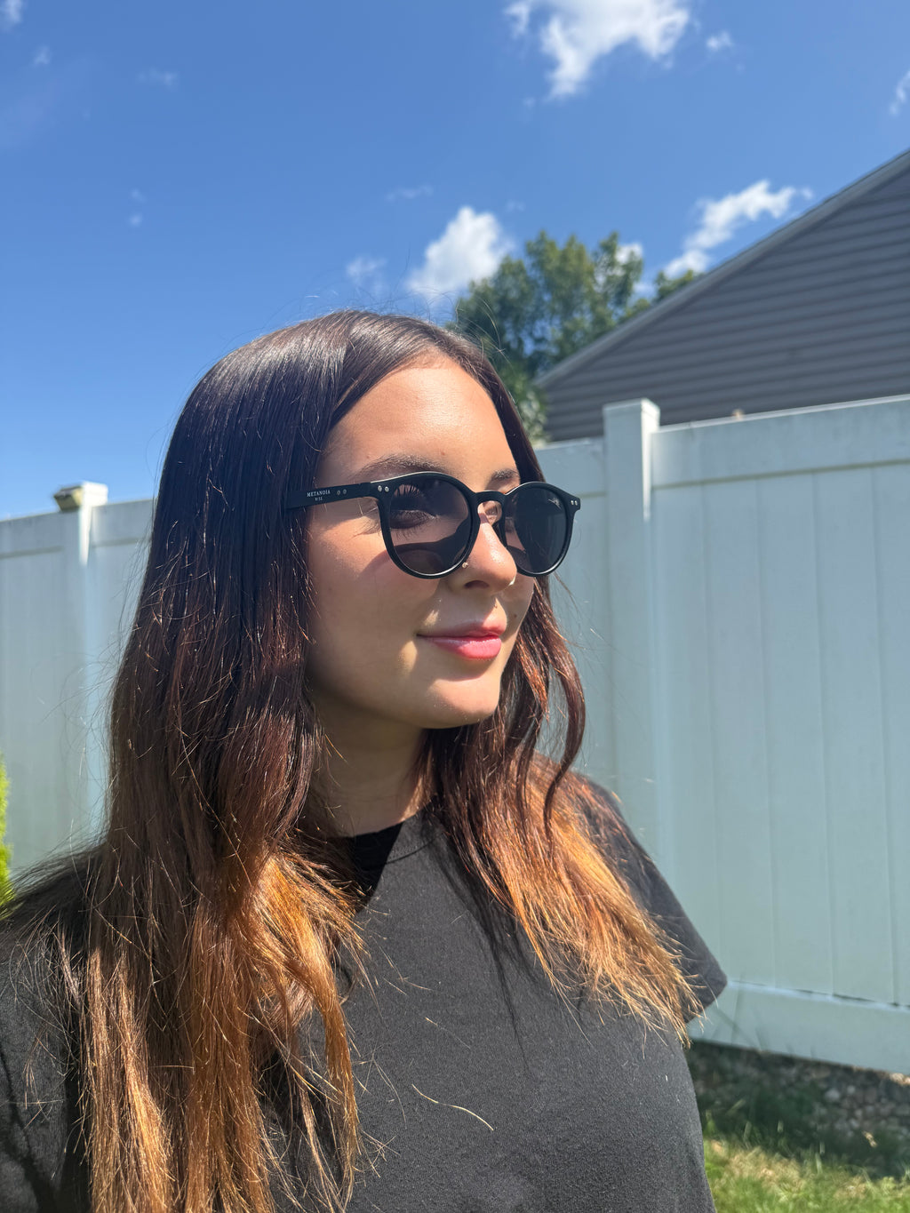 Metanoia Rise UV400 Sunglasses – Glossy Black Round Frame